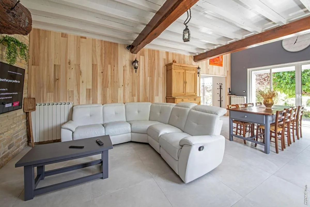 Casa de Férias La Cabane Du Trel Maison De Charme L Piscine Campagnac