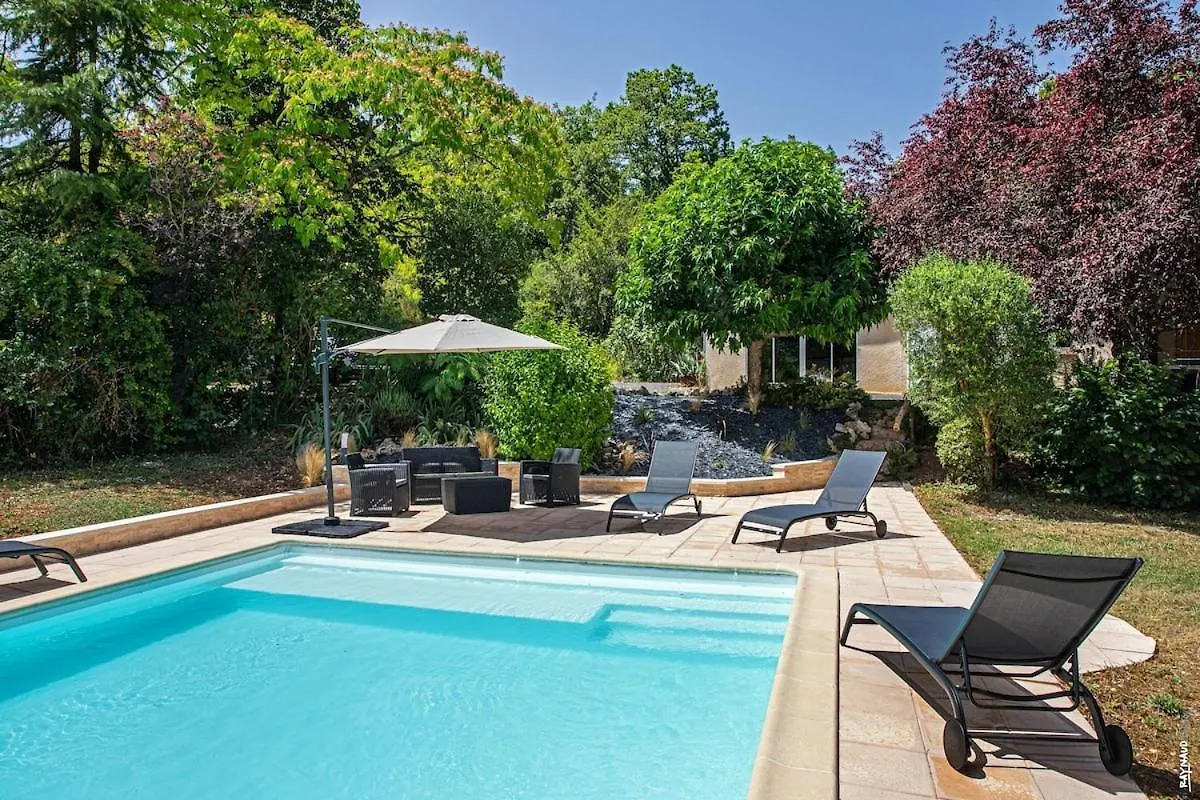 Casa de Férias La Cabane Du Trel Maison De Charme L Piscine Campagnac